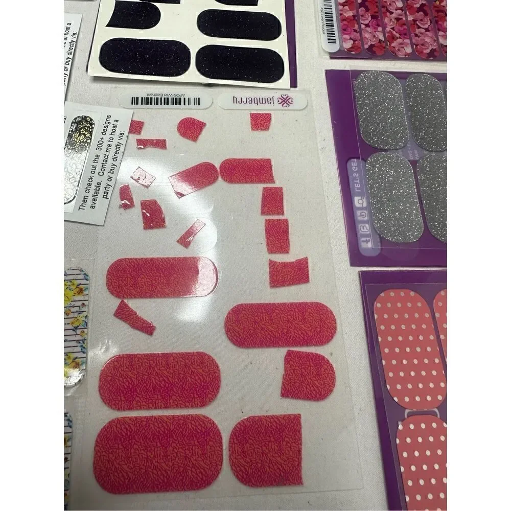 Jamberry Nail Dryer PLUS Jamberry Nail Wraps!